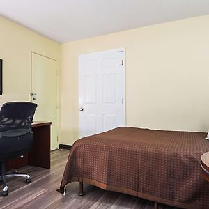Efficiency King Suite Non-Smoking